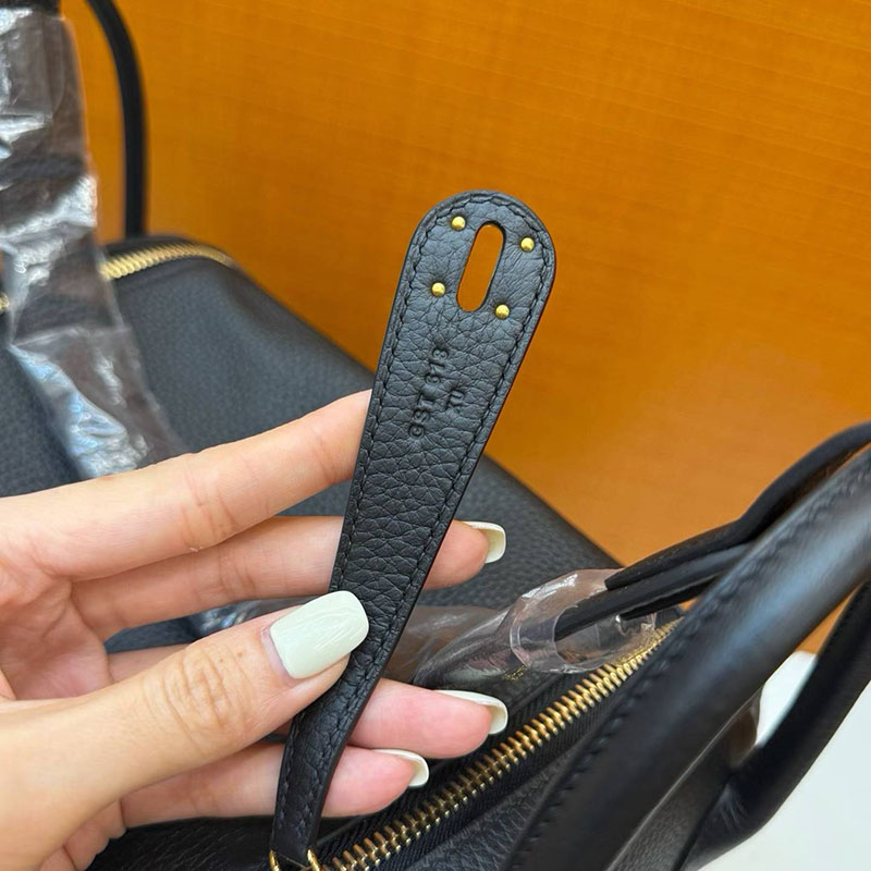 エルメス リンディ30の通販 HERMES リンディ30 黒 ブラック トリヨンクレマンス ゴールド金具 H056293CC89 リンディ30 定価 - 画像 (6)