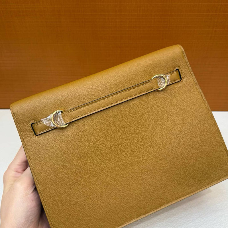 エルメス ケリーダンスの通販 HERMES ケリーダンス2 デュンヌ エバーカラー ゴールド金具 H076241CC2D エルメス リュック レザー - 画像 (7)