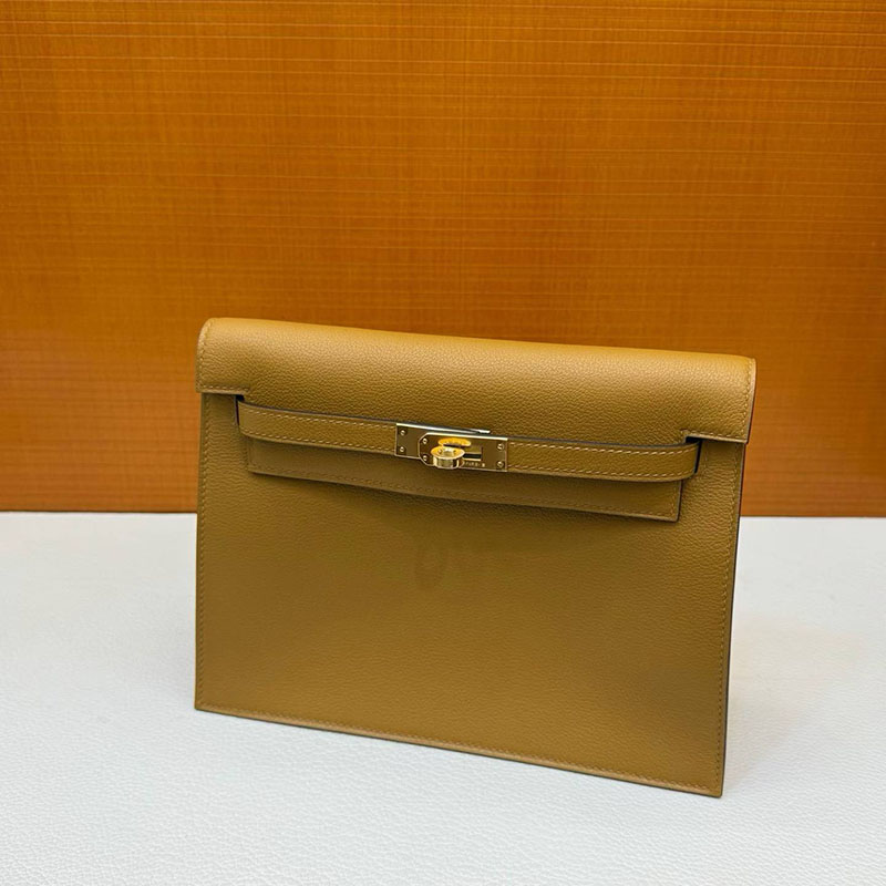 エルメス ケリーダンスの通販 HERMES ケリーダンス2 デュンヌ エバーカラー ゴールド金具 H076241CC2D エルメス リュック レザー - 画像 (4)