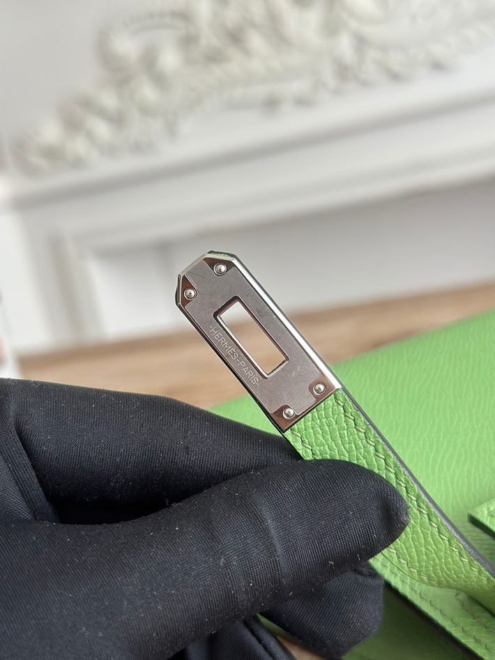 エルメス ショルダーバッグの定価 HERMES ケリーミニ2 ヴェールクリケット ヴォーエプソン シルバー金具 H073663CK3I ケリーバッグ 値段 - 画像 (5)