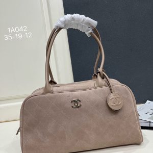 シャネル バッグ 新作 値段