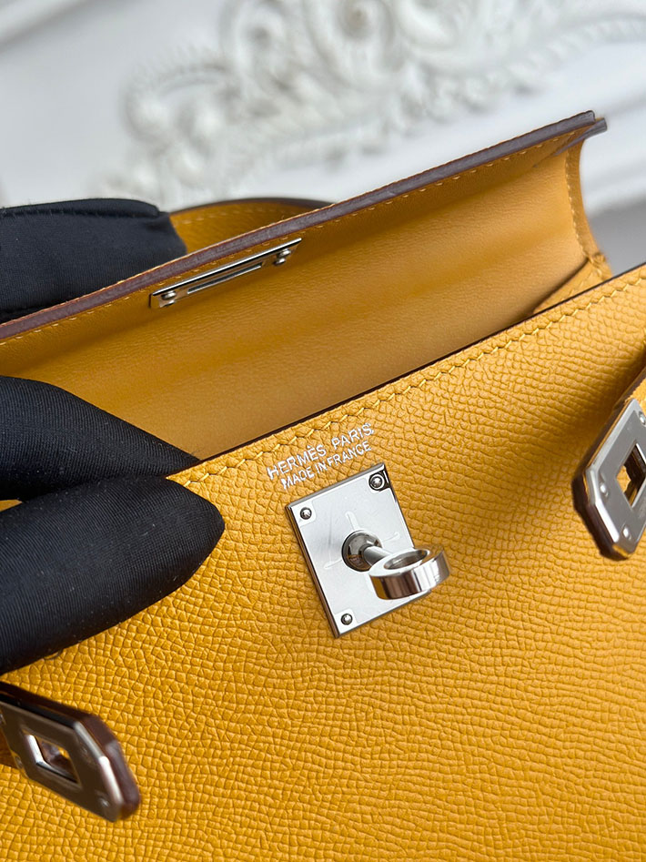 エルメス ショルダーバッグの定価 HERMES ケリーミニ2 ナチュラルサブレ ヴォーエプソン シルバー金具 H073663CK21 エルメス ミニケリー 定価 - 画像 (5)
