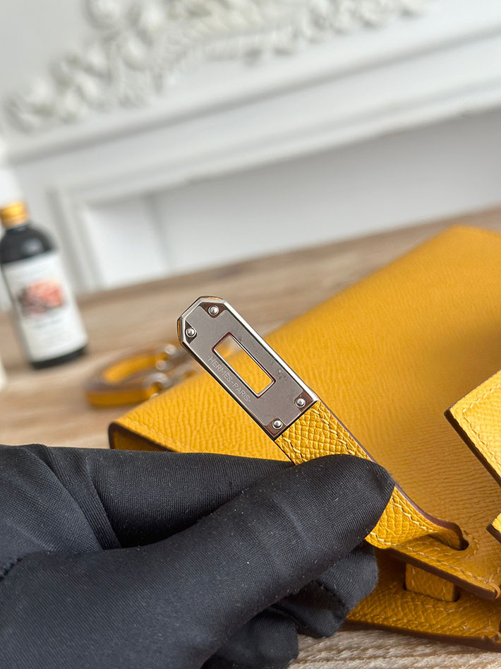 エルメス ショルダーバッグの定価 HERMES ケリーミニ2 ナチュラルサブレ ヴォーエプソン シルバー金具 H073663CK21 エルメス ミニケリー 定価 - 画像 (3)