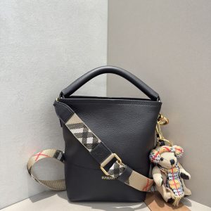 バーバリー TBバッグ