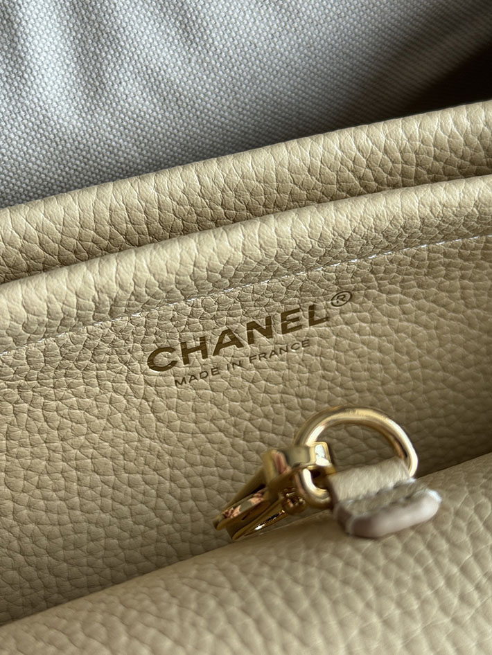 シャネル 新作バッグ 2026 CHANEL 2026年 新作 スモール ショッピング バッグ ベージュ AS6288-B24248-NZG75 シャネル バッグ 安い順 - 画像 (2)