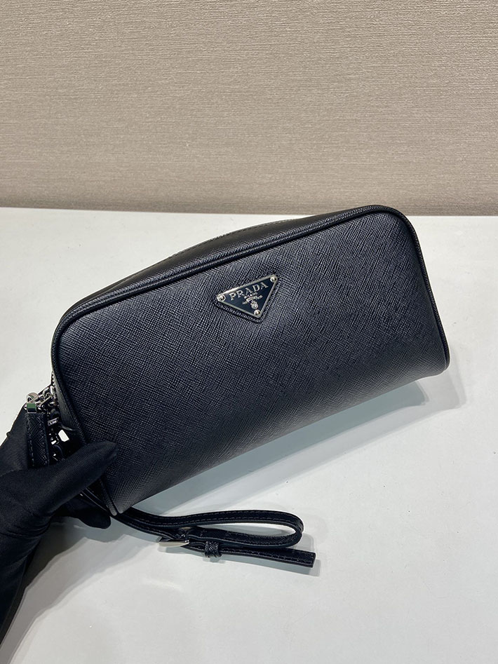 プラダ バッグ メンズ 新作 PRADA サフィアーノレザー ポーチ ブラック 2NE065_PN9_F0002 プラダ ポーチ メンズ - 画像 (9)