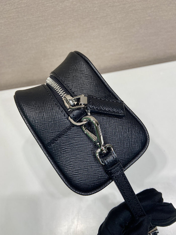 プラダ バッグ メンズ 新作 PRADA サフィアーノレザー ポーチ ブラック 2NE065_PN9_F0002 プラダ ポーチ メンズ - 画像 (6)