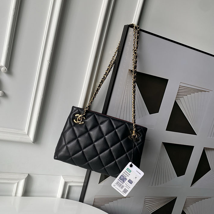 シャネル 新作バッグ 2026 CHANEL 2026年 新作 スモール ショッピング バッグ ブラック AS6248-B24030-94305 シャネルバッグ 人気ランキング - 画像 (2)