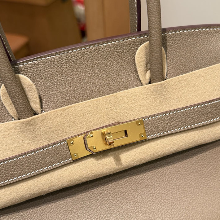 ショルダーバーキン29の定価 HERMES バーキンショルダーライト 29 エトゥープ エバーカラー ゴールド金具 H085236CC18 エルメス バッグ 新作 - 画像 (6)