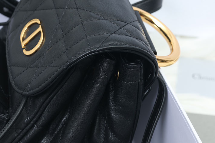 最高級ディオールスーパーコピー Dior Caro バックパック スモール ブラック M6302UNOZ_M900 ディオール バック パック レディース - 画像 (2)