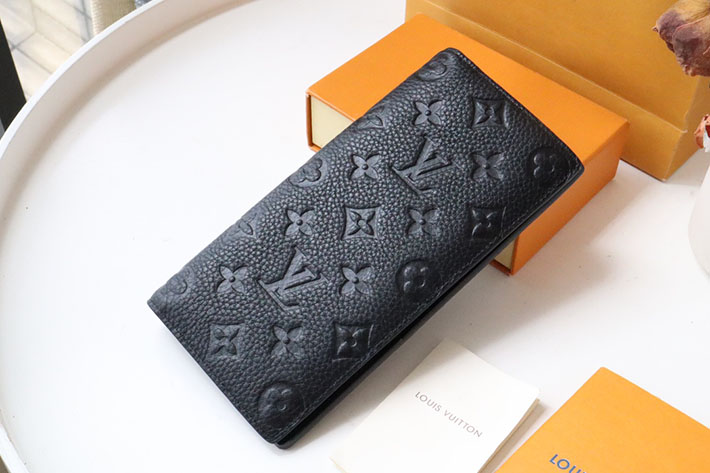 ルイヴィトン 財布 レディース