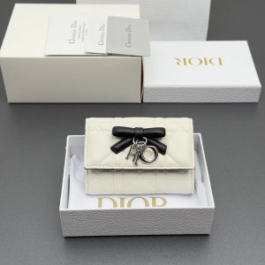 レディース ディオール 財布