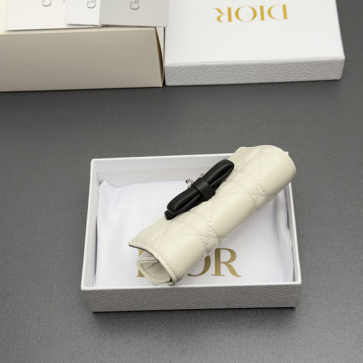 最高級ディオールスーパーコピー Dior Lady Dior Glycine ウォレット ラテホワイト & ブラック S2607PUQC_M06E レディース ディオール 財布 - 画像 (5)