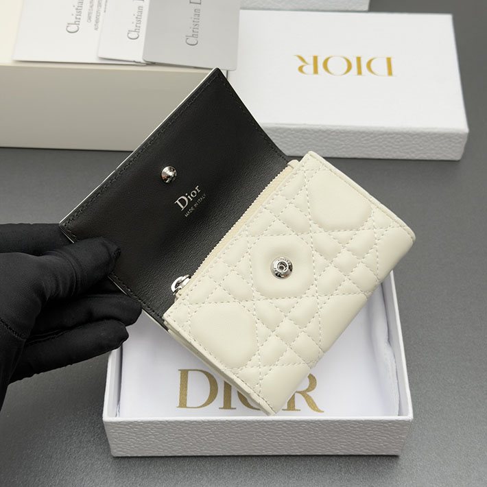 最高級ディオールスーパーコピー Dior Lady Dior Glycine ウォレット ラテホワイト & ブラック S2607PUQC_M06E レディース ディオール 財布 - 画像 (4)
