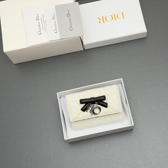 最高級ディオールスーパーコピー Dior Lady Dior Glycine ウォレット ラテホワイト & ブラック S2607PUQC_M06E レディース ディオール 財布 - 画像 (2)