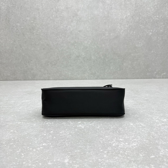 最高級プラダスーパーコピー PRADA Re-Edition 2000 Re-Nylon ミニバッグ ブラック 1NE515_RDH0_F0002 プラダ ミニバッグ ナイロン - 画像 (7)
