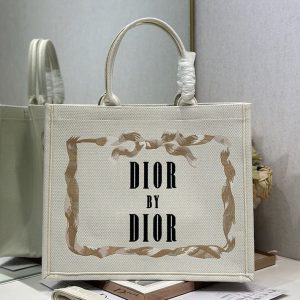 ディオール トートバッグ 新作