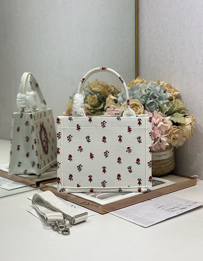 最高級ディオールスーパーコピー Dior Book Tote ストラップ付きバッグ スモール ホワイト 2633383 ディオール ミニトートバッグ - 画像 (9)
