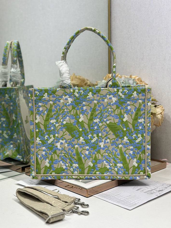 最高級ディオールスーパーコピー Dior Book Tote ストラップ付きバッグ ミディアム カーキ M1354PEQR_M20E Dior トート バッグ ラージ - 画像 (9)