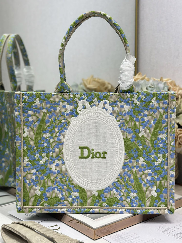 最高級ディオールスーパーコピー Dior Book Tote ストラップ付きバッグ ミディアム カーキ M1354PEQR_M20E Dior トート バッグ ラージ - 画像 (7)