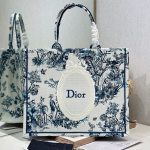 Dior トート バッグ 新作
