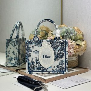 DIOR トートバッグ 偽物
