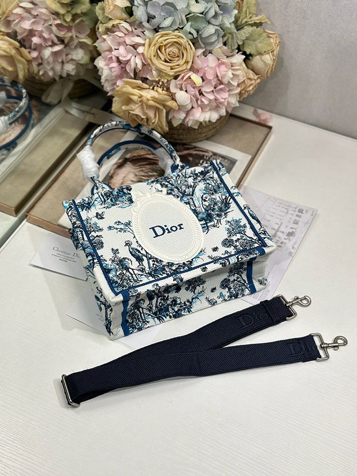 最高級ディオールスーパーコピー Dior Book Tote ストラップ付きバッグ スモール ホワイト ネイビー 2633389 DIOR トートバッグ 偽物 - 画像 (2)