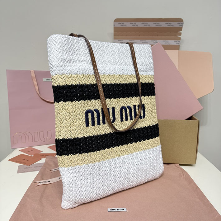 最高級MiuMiuスーパーコピー ミュウミュウ ラフィアエフェクトウーブン トートバッグ 5BG248_2DO3_F0N86_V_ORO Miumiu トートバッグ 布 - 画像 (9)