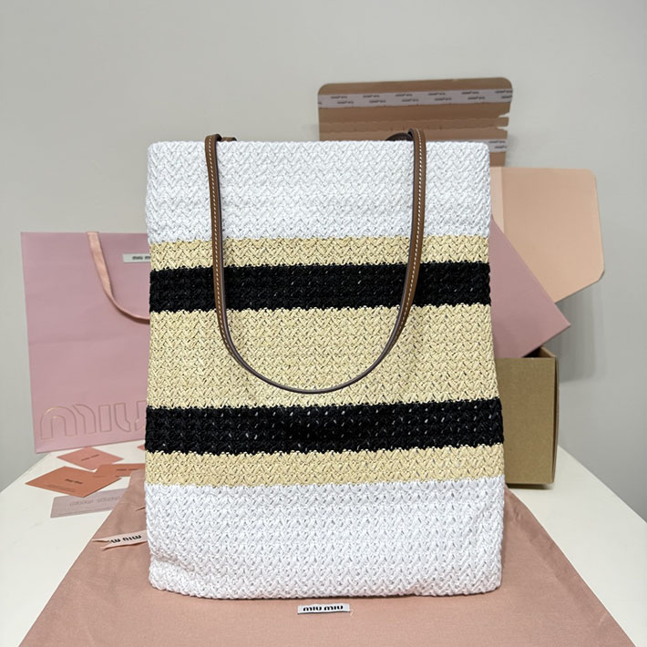 最高級MiuMiuスーパーコピー ミュウミュウ ラフィアエフェクトウーブン トートバッグ 5BG248_2DO3_F0N86_V_ORO Miumiu トートバッグ 布 - 画像 (8)