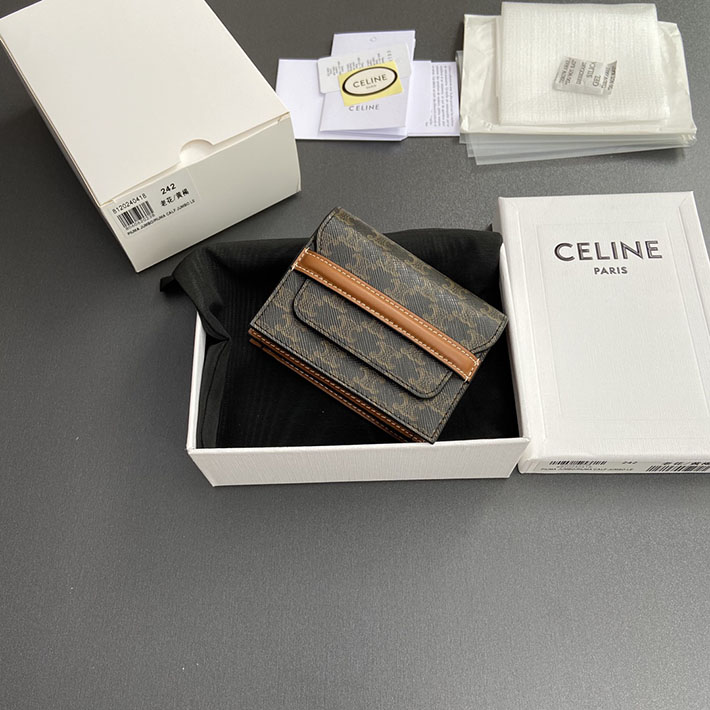 最高級セリーヌスーパーコピー CELINE カードケース ビジネスカードホルダー トリオンフ キャンバス タン 10E242BZ9.04LU セリーヌ カードケース アウトレット - 画像 (2)