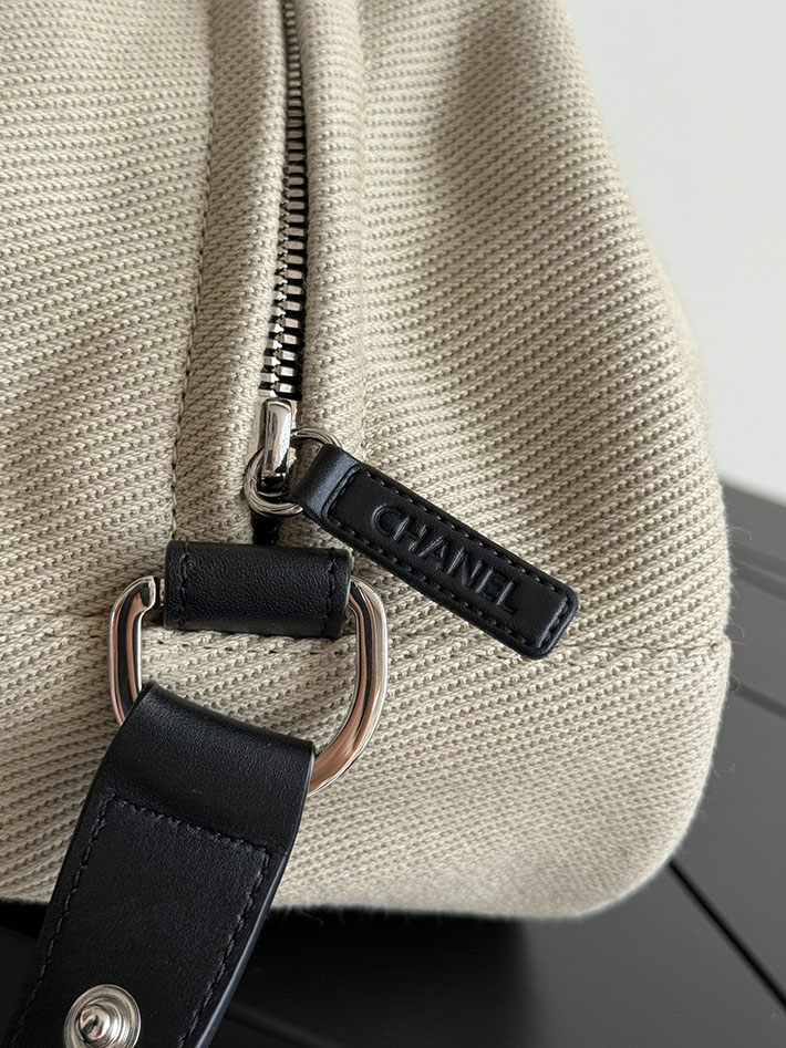 シャネル 新作バッグ 2026 CHANEL 2026年 新作 ミニバッグ ラウンドポーチ グレー AP5269 B24131 U8560 シャネル バッグ 新作 - 画像 (4)