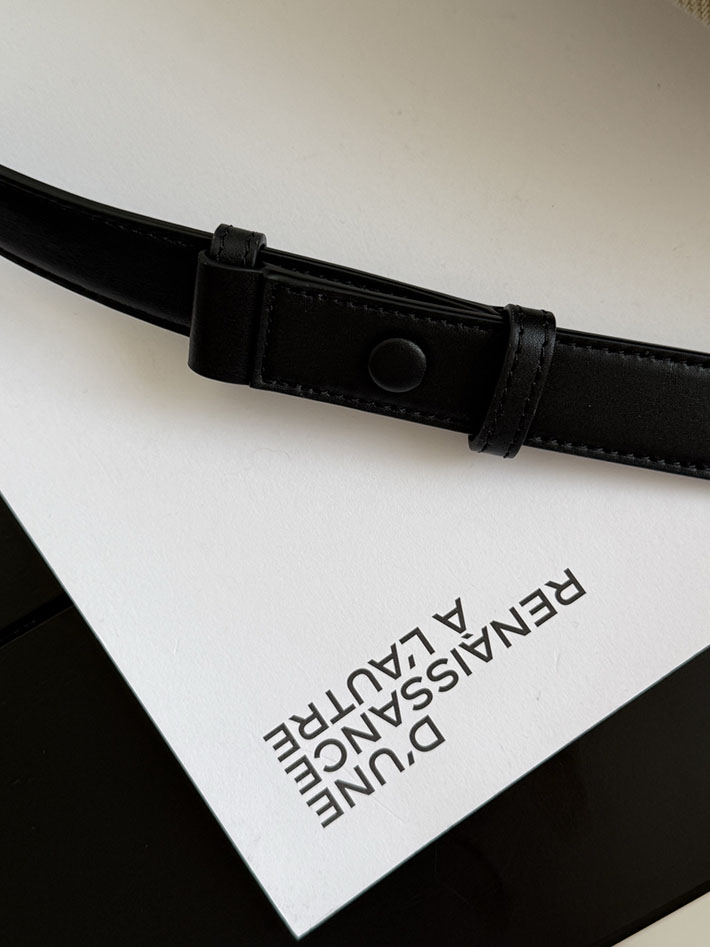 シャネル 新作バッグ 2026 CHANEL 2026年 新作 ミニバッグ ラウンドポーチ グレー AP5269 B24131 U8560 シャネル バッグ 新作 - 画像 (2)