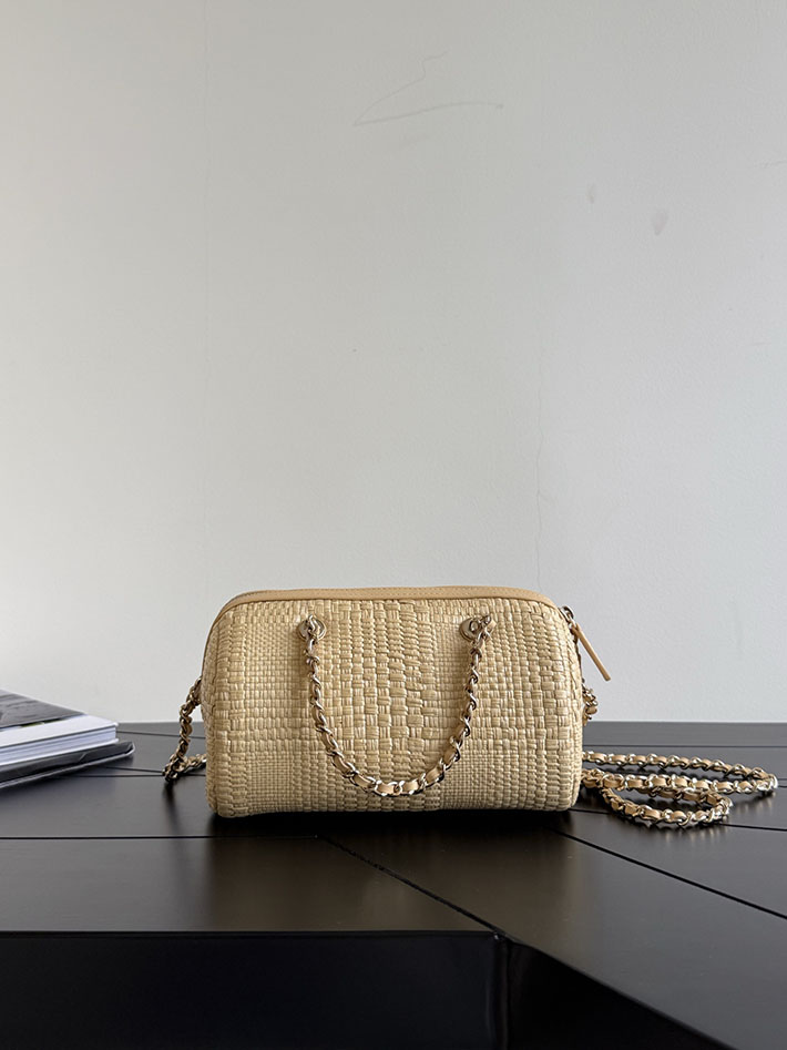 シャネル 新作バッグ 2026 CHANEL 2026年 新作 クラシック チェーンクラッチ ベージュ AP4474-B23292-U7508 シャネルバッグ 人気ランキング - 画像 (8)