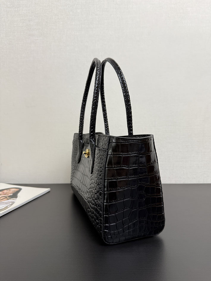 シャネル 新作バッグ 2026 CHANEL スモールショッピングバッグ クロコダイルエンボス ブラック AS6243 B24144 94305 シャネル クロコダイル バッグ - 画像 (9)