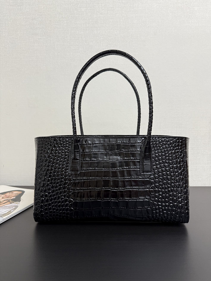 シャネル 新作バッグ 2026 CHANEL スモールショッピングバッグ クロコダイルエンボス ブラック AS6243 B24144 94305 シャネル クロコダイル バッグ - 画像 (8)