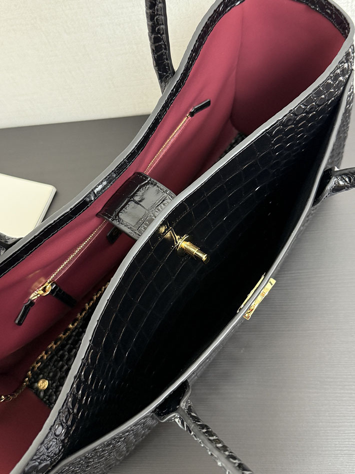 シャネル 新作バッグ 2026 CHANEL スモールショッピングバッグ クロコダイルエンボス ブラック AS6243 B24144 94305 シャネル クロコダイル バッグ - 画像 (5)