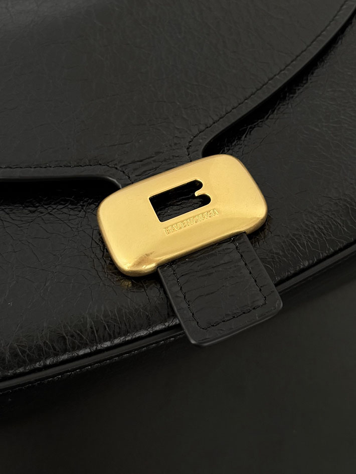 バレンシアガ バッグ 人気 レディース BALENCIAGA Clicca ショルダーバッグ ミディアム ブラック 8686722ACLM1000 バレンシアガ バッグ ショルダー - 画像 (5)