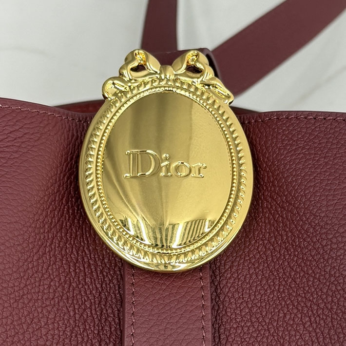 最高級ディオールスーパーコピー Dior Médaillon バケットバッグ ミディアム レッド M1532QUQW_M76R ディオール バッグ アウトレット - 画像 (6)