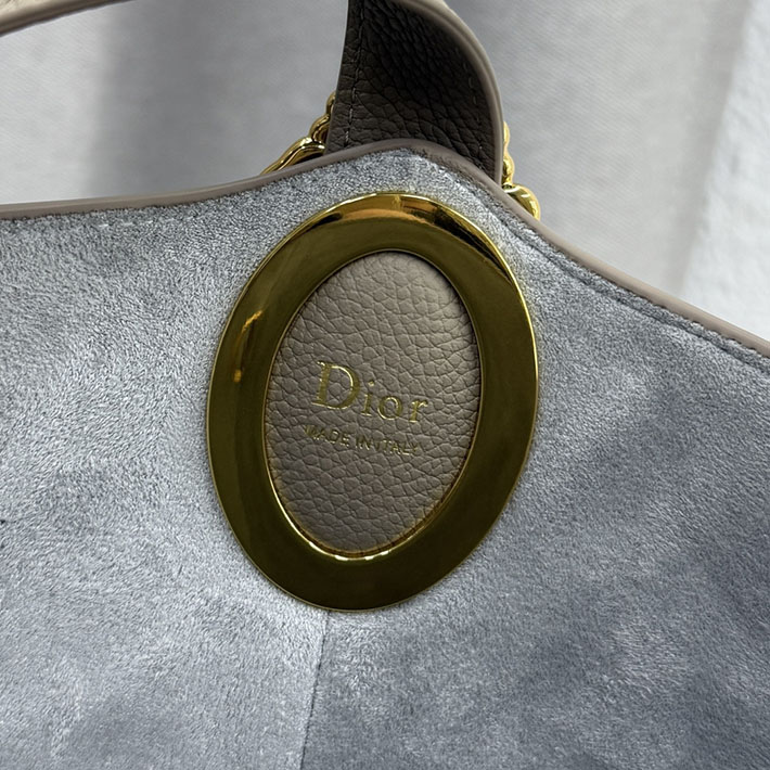 最高級ディオールスーパーコピー Dior Médaillon バケットバッグ ミディアム グレー M1532QUQW_M98H ディオール バッグ コピー - 画像 (3)