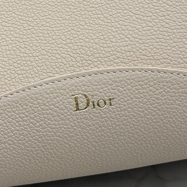 最高級ディオールスーパーコピー Dior Médaillon バケットバッグ ミディアム ベージュ M1532QUQW_M73U ディオール バッグ 値段 - 画像 (4)