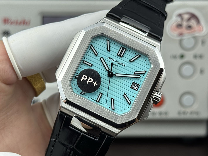 最高級パテックフィリップスーパーコピー PATEK PHILIPPE キュビタス 新作 ホワイトゴールド スカイブルー 2632441 パテック フィリップ キュビタス 芸能人 - 画像 (10)
