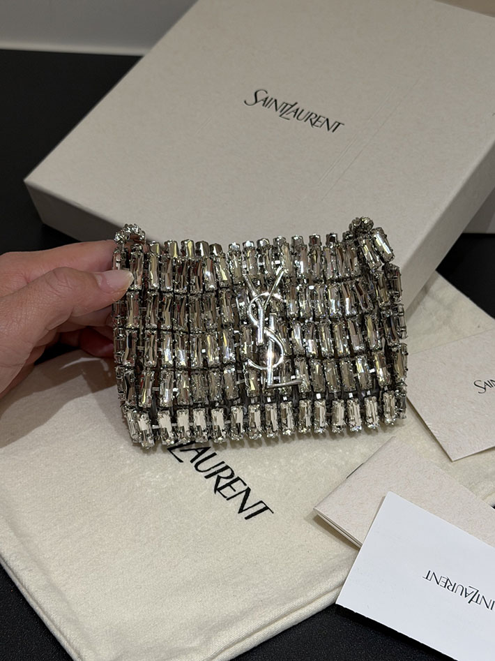 最高級サンローランスーパーコピー Saint Laurent イブニング マイクロバッグ クリスタル シルバー 788380JBO7N8926 サンローラン バッグ アウトレット - 画像 (9)