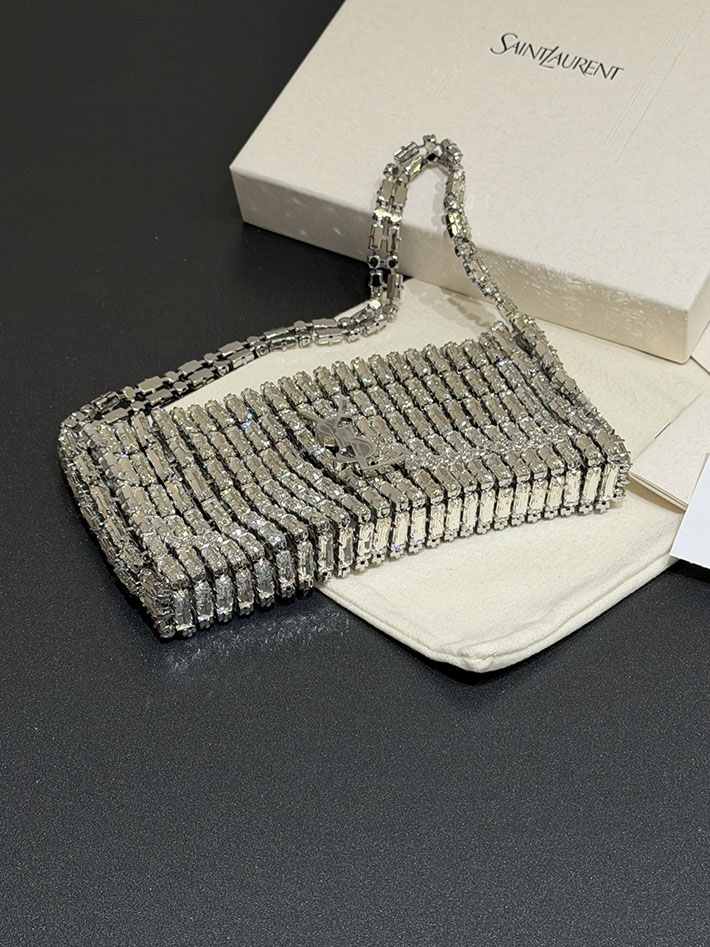 最高級サンローランスーパーコピー Saint Laurent イブニング バッグ クリスタル シルバー 819638JBO7W8472 サンローラン イブニング バッグ - 画像 (7)