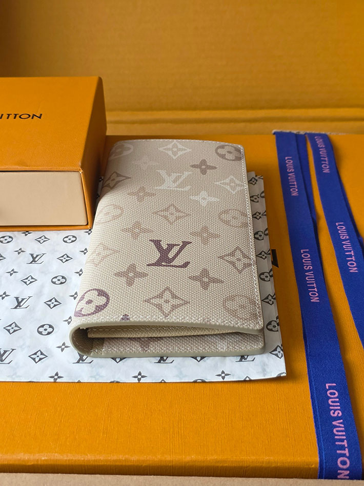 ルイヴィトン販売店舗 財布 レディース Louis Vuitton ポルトフォイユ・ブラザ サンドベージュ M29257 ルイヴィトン 財布 新作 2026 - 画像 (8)