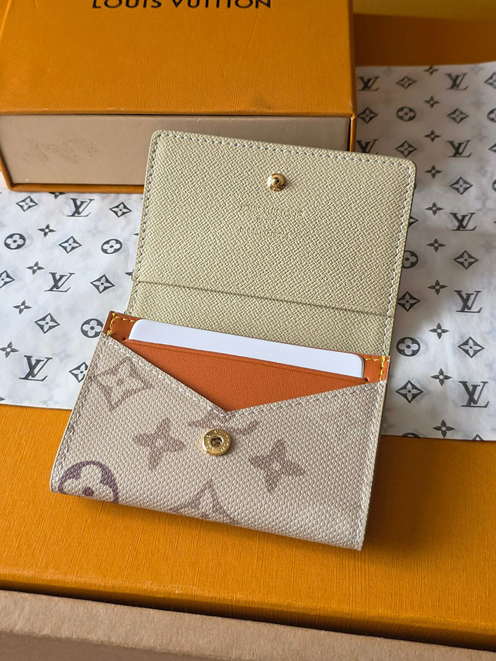 ルイヴィトン カードケース 販売店舗 lv カードケース アンヴェロップ・カルト ドゥ ヴィジット サンドベージュ M27053 ルイヴィトン カード ケース 新作 - 画像 (5)