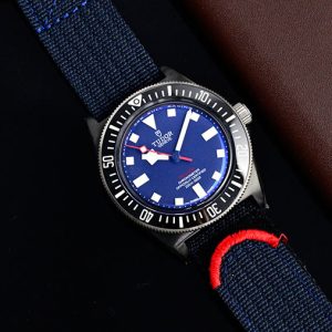 TUDOR 時計 値段