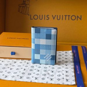 ルイヴィトン カードケース 人気