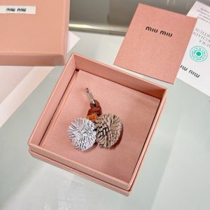 MiuMiu バッグチャーム