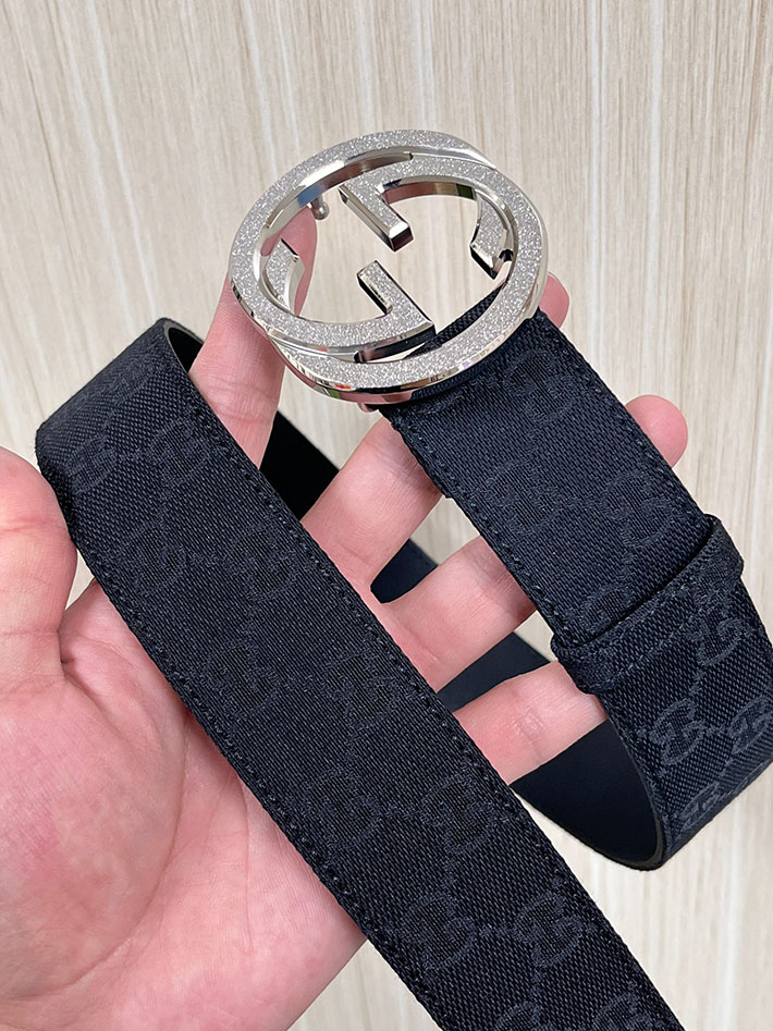 グッチ直営アウトレット店 Gucci インターロッキングG バックル付き ベルト 2026年春夏 新作 2632505 グッチ ベルト メンズ アウトレット - 画像 (5)
