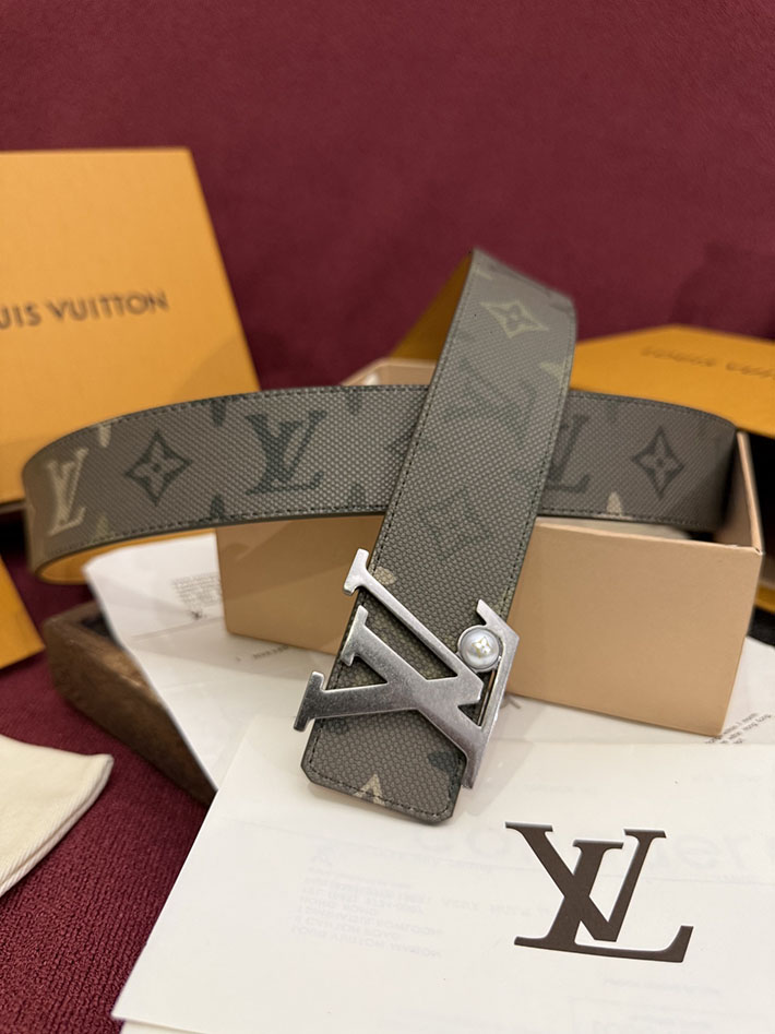 ルイヴィトンベルト激安販売 LV 2026年春夏 新作 ベルト・LV イニシャル 40MM リバーシブル 2632515 ルイヴィトン ベルト アウトレット - 画像 (4)